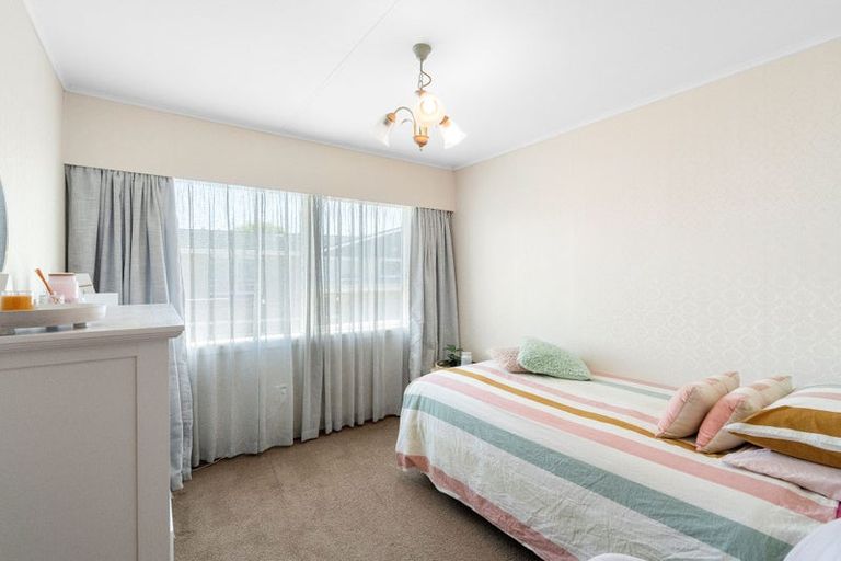 Photo of property in 19 Burn Street, Levin, 5510