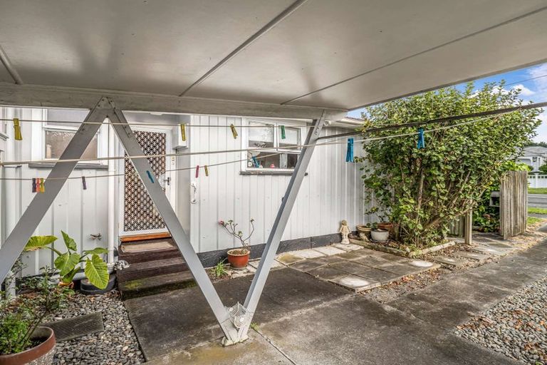 Photo of property in 1/117 Heads, Gonville, Wanganui, 4501