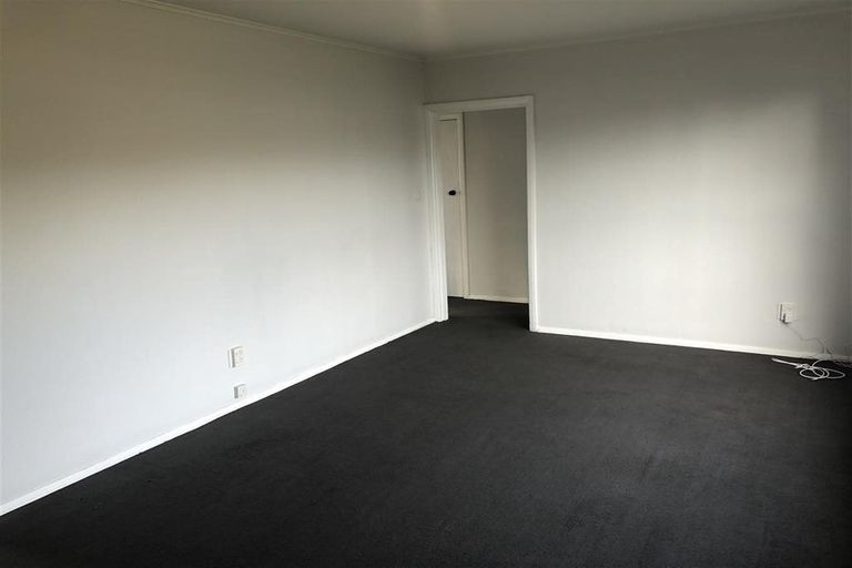 Photo of property in 23a Kapiti Crescent, Titahi Bay, Porirua, 5022