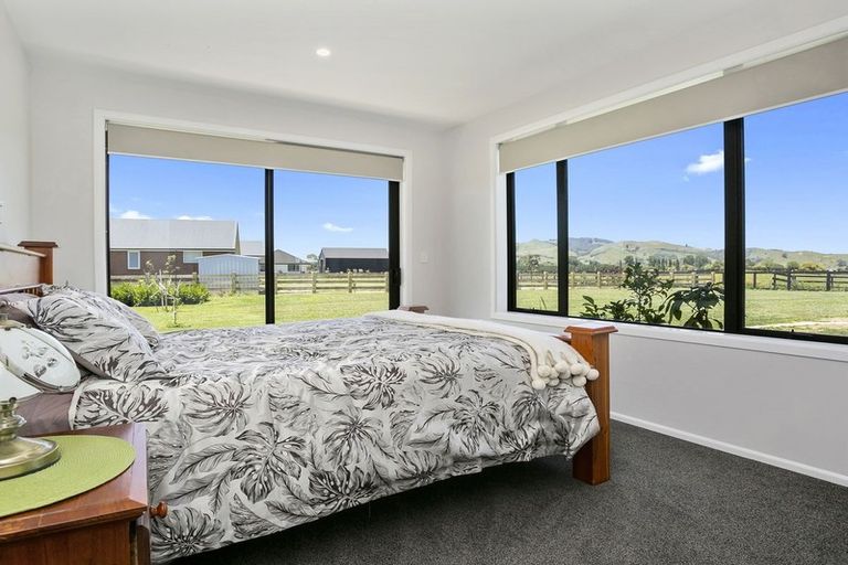 Photo of property in 46 Seachange Drive, Leamington, Cambridge, 3432