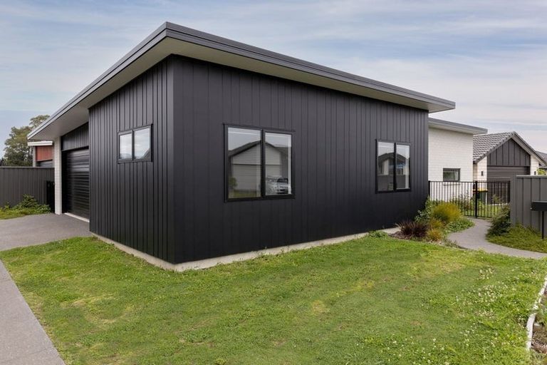 Photo of property in 47 Sentinel Avenue, Omokoroa, 3114