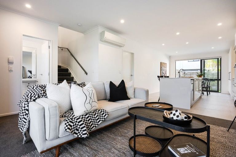 Photo of property in 28 Whenuapai Drive, Whenuapai, Auckland, 0618