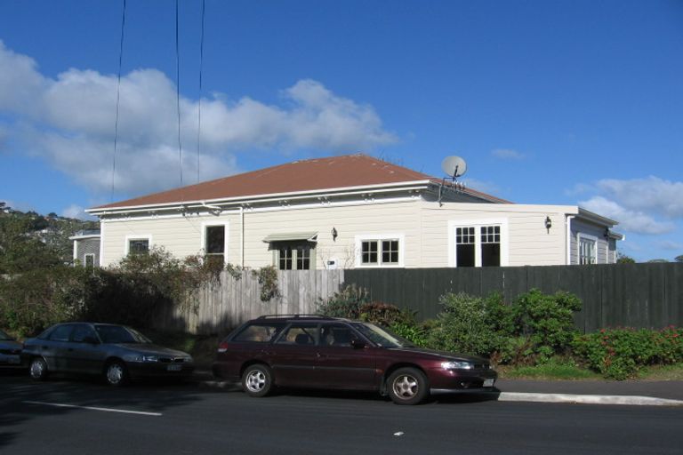 Photo of property in 17 Ironside Road, Johnsonville, Wellington, 6037
