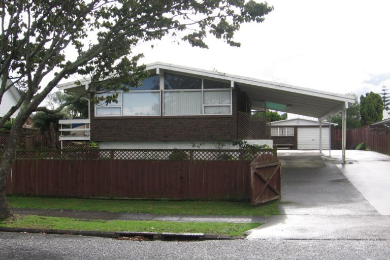 Photo of property in 10 Leith Court, Papatoetoe, Auckland, 2104