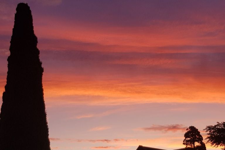 Photo of property in 2/5 Chokebore Place, Sockburn, Christchurch, 8042