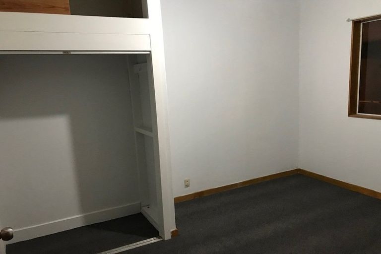 Photo of property in 5 Moore Street, West End, Palmerston North, 4412