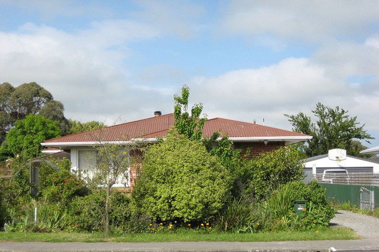 Photo of property in 10 Ivory Street, Rangiora, 7400