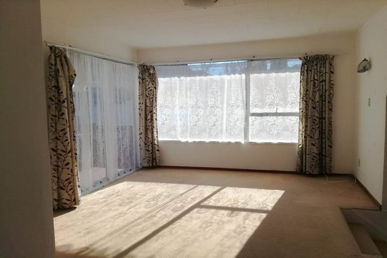 Photo of property in 26 Salamanca Road, Sunnynook, Auckland, 0620