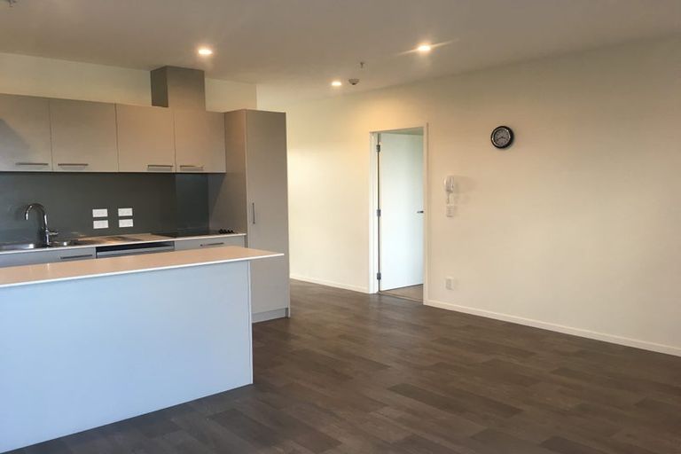 Photo of property in 304/160a Hobsonville Point Road, Hobsonville, Auckland, 0616