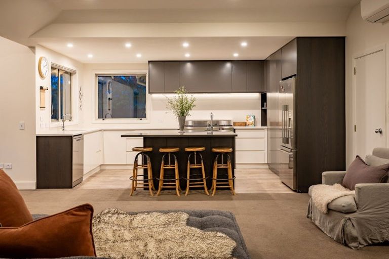 Photo of property in 92 Meadowstone Drive, Wanaka, 9305