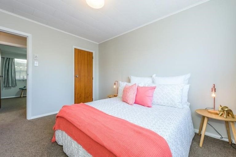 Photo of property in 407a Riverside Drive, Fairfield, Lower Hutt, 5011