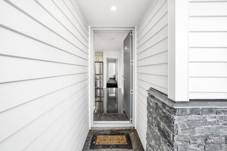 Photo of property in 35 Packard Crescent, Halswell, Christchurch, 8025