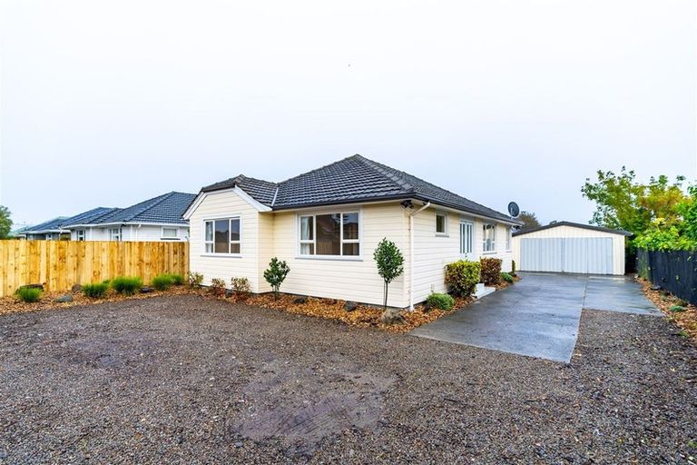 Photo of property in 149 Wainoni Road, Avondale, Christchurch, 8061