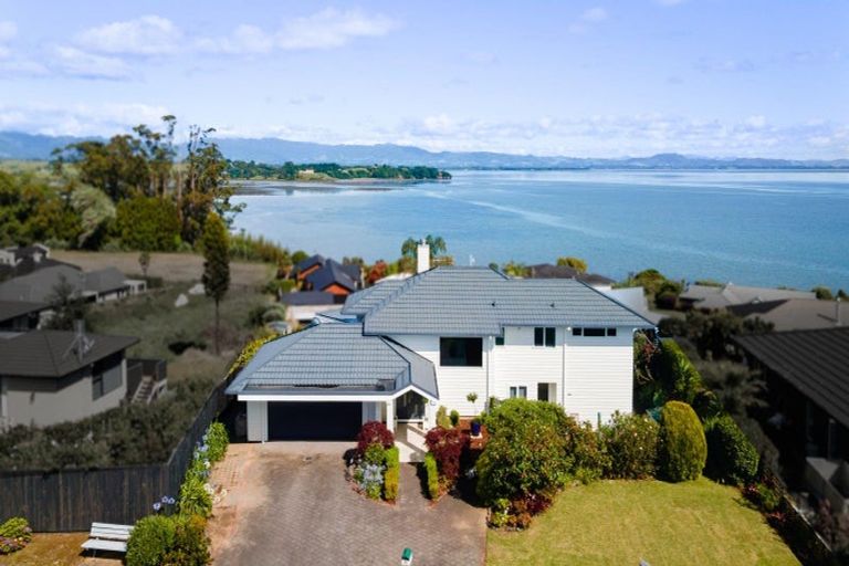 Photo of property in 108 Hamurana Road, Omokoroa, 3114