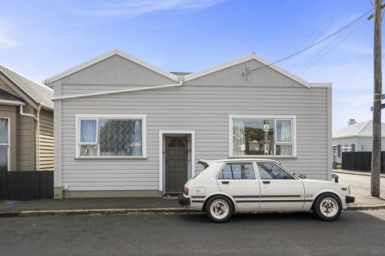 Photo of property in 29 Wesley Street, South Dunedin, Dunedin, 9012