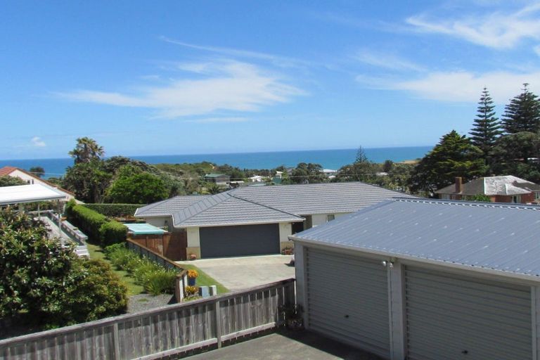 Photo of property in 5 Moeatoa Lane, Baylys Beach, Dargaville, 0377