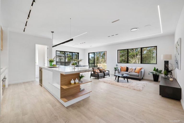 Photo of property in 120 Kewa Road, Albany Heights, Auckland, 0632