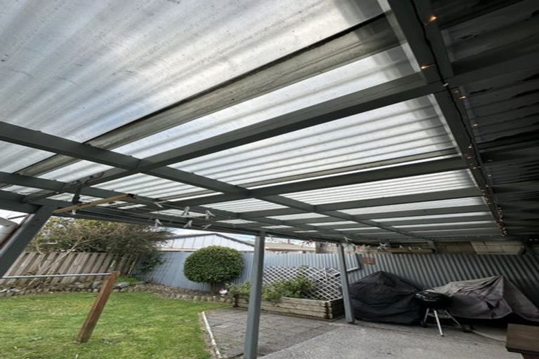 Photo of property in 16 Clematis Avenue, Pukete, Hamilton, 3200