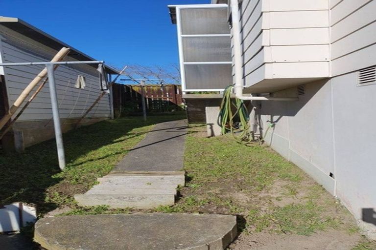 Photo of property in 4/1 Rebecca Rise, Weymouth, Auckland, 2103