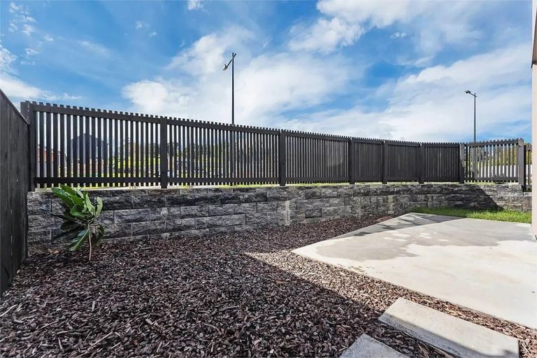 Photo of property in 21 Nanjing Road, Pukekohe, 2120