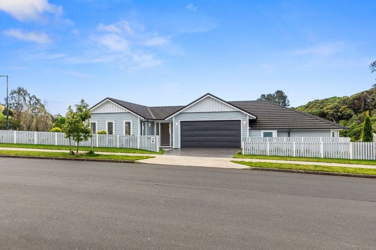 Photo of property in 99 Adler Drive, Ohauiti, Tauranga, 3112