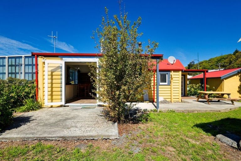 Photo of property in 14 Yarmouth Street, Kaikoura, 7300