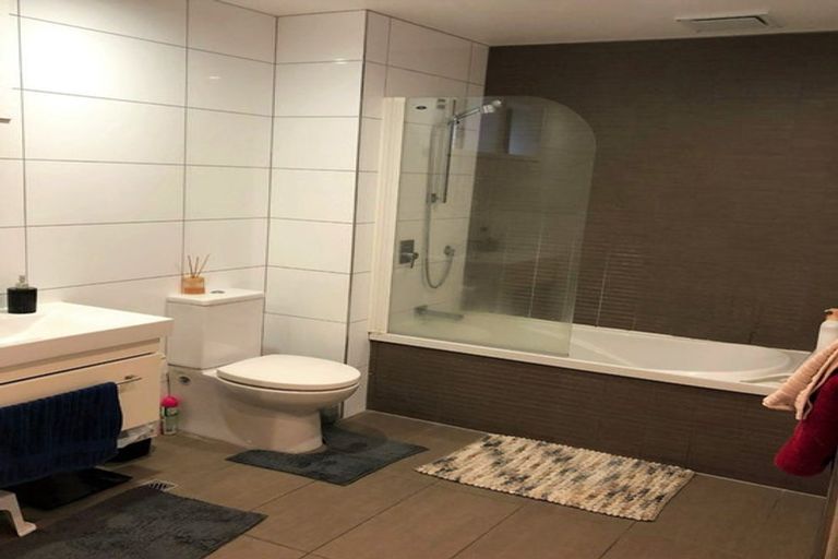 Photo of property in Revolucion Apartments, 101n/28 Torrens Terrace, Mount Cook, Wellington, 6011