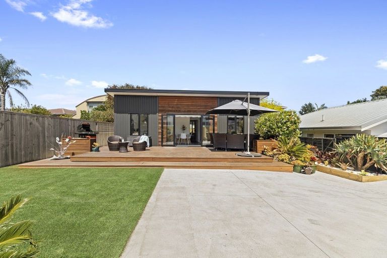 Photo of property in 36a Oceanview Road, Mount Maunganui, 3116