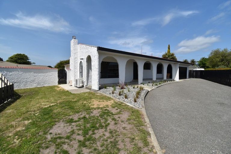 Photo of property in 12 Te Kama Street, Levin, 5510