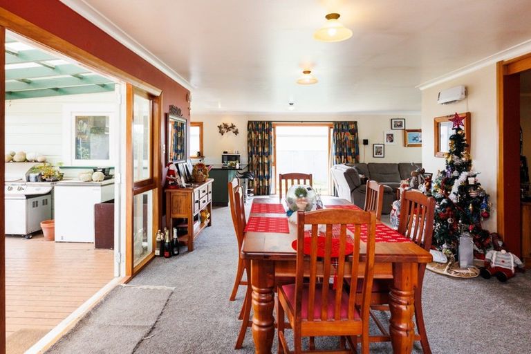 Photo of property in 44 Sherwill Street, Feilding, 4702