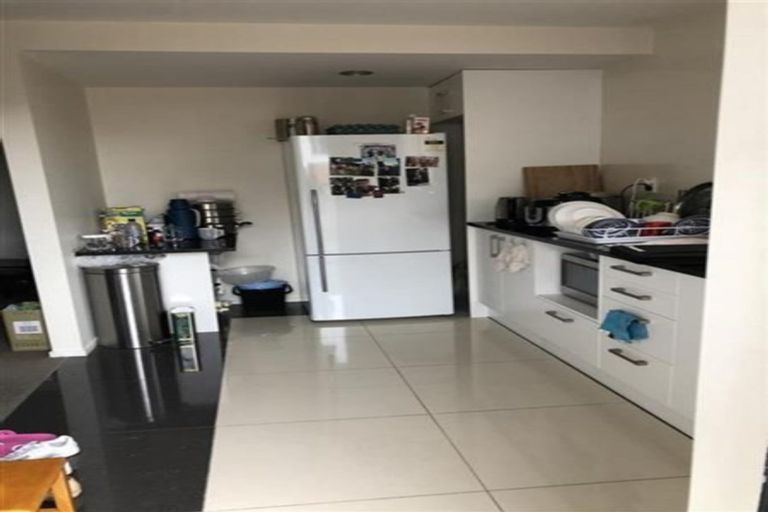 Photo of property in 79 Hugh Green Drive, Pinehill, Auckland, 0632