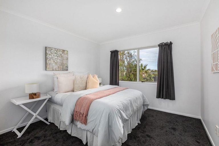 Photo of property in 16a Karaka Street, Otaki Beach, Otaki, 5512