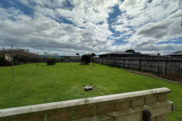 Photo of property in 14 Blake Street, Waitara, 4320