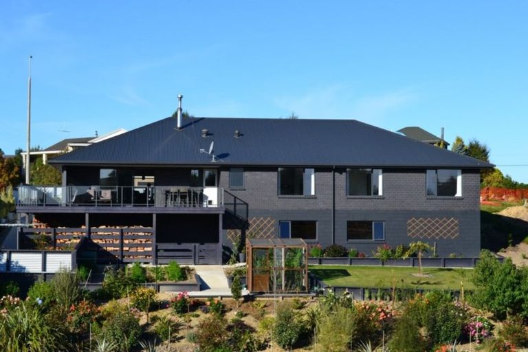 Photo of property in 13 Grove Avenue, Weston, Oamaru, 9401