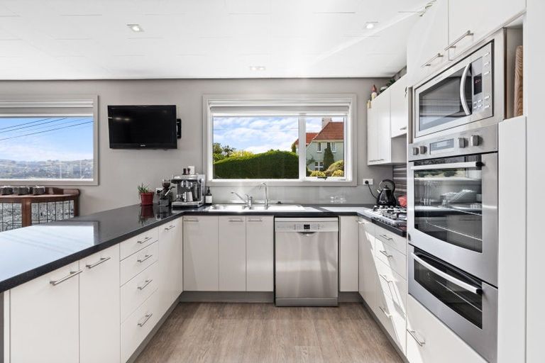 Photo of property in 11 Braeburn Street, Vauxhall, Dunedin, 9013