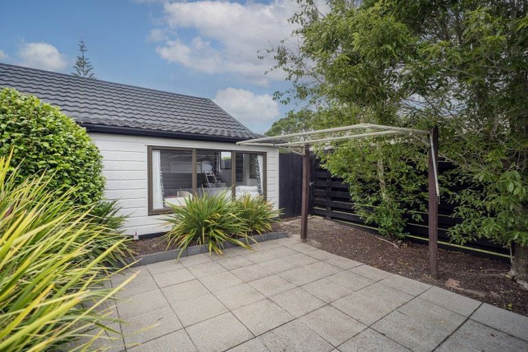 Photo of property in 17 Lowe Park Lane, Pauanui, Hikuai, 3579