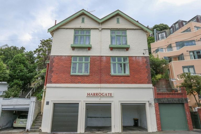 Photo of property in 84 Salamanca Road, Kelburn, Wellington, 6012