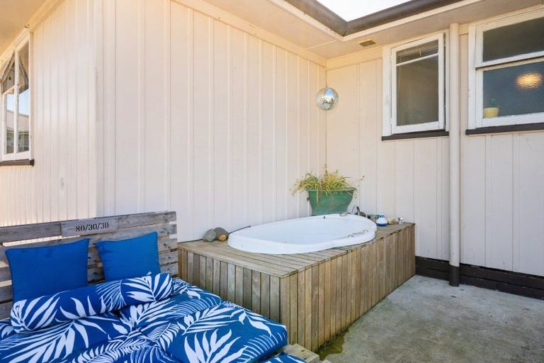Photo of property in 710 Huia Street, Camberley, Hastings, 4120