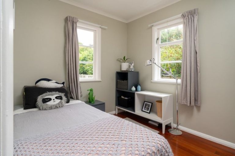 Photo of property in 57 Nottingham Street, Karori, Wellington, 6012