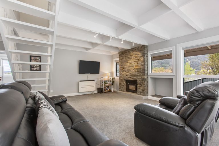 Photo of property in 48 Hazlett Street, Clyde, 9330