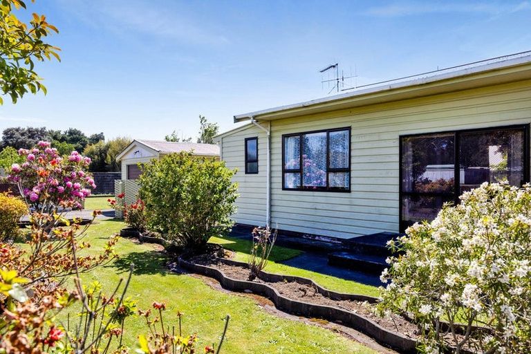 Photo of property in 61 Ngatai Street, Manaia, 4612