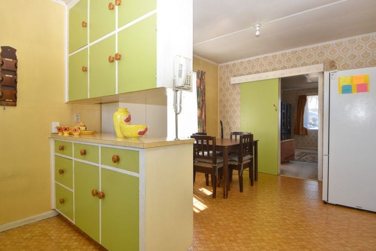 Photo of property in 30 Taverner Street, Carterton, 5713