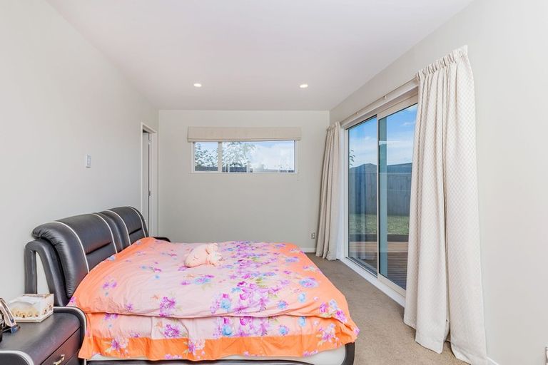 Photo of property in 26 Dida Park Drive, Kumeu, 0810