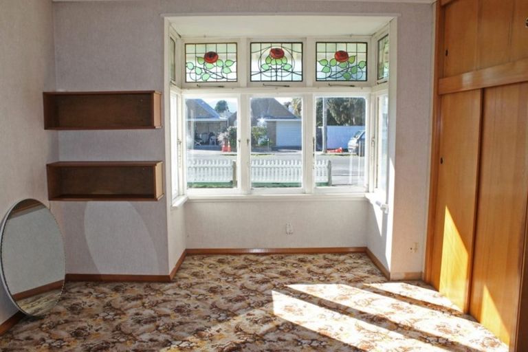 Photo of property in 62 Romilly Street, Westport, 7825