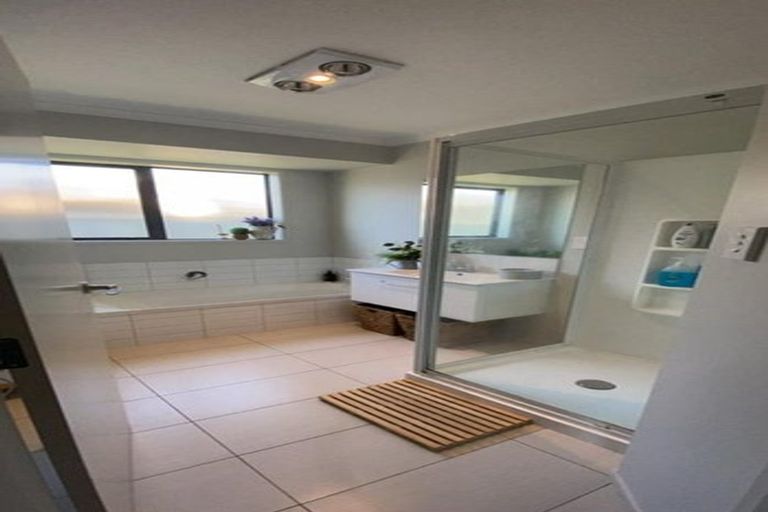 Photo of property in 9 Cupples Street, Papamoa Beach, Papamoa, 3118