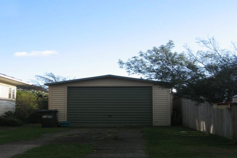 Photo of property in 77 Riverside Drive, Waiwhetu, Lower Hutt, 5010