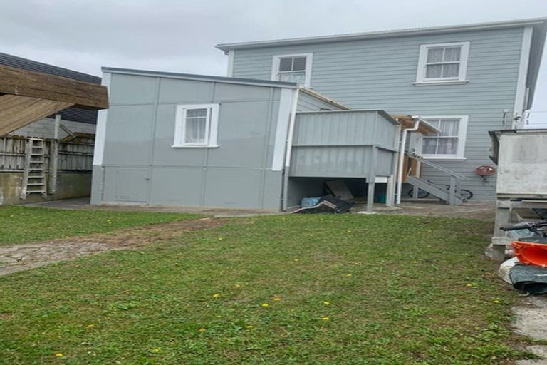 Photo of property in 33 Constable Street, Newtown, Wellington, 6021