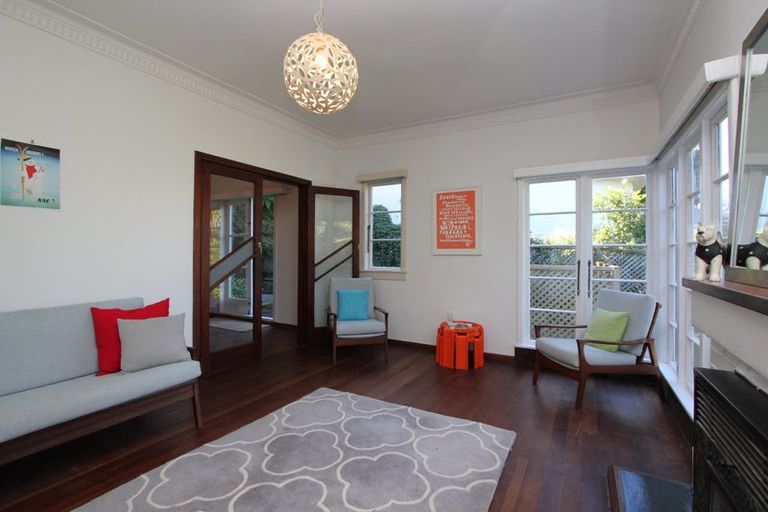 Photo of property in 12a Harvey Road, Bluff Hill, Napier, 4110