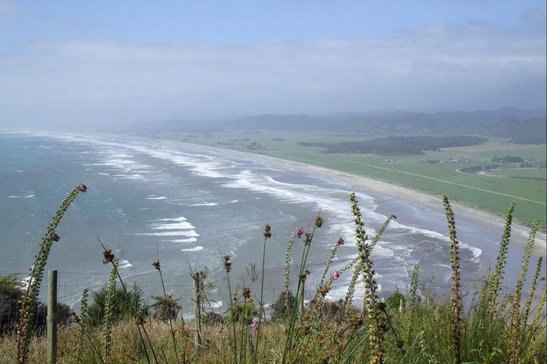 Photo of property in 61 Glasseye Drive, Little Wanganui, Karamea, 7893