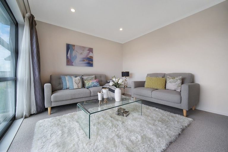 Photo of property in 32 Wawatai Drive, Karaka, Papakura, 2113